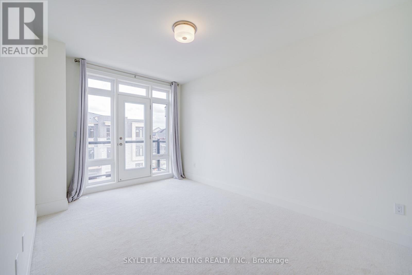 3298 Azam Way, Oakville, Ontario  L6M 5S2 - Photo 14 - W12489086