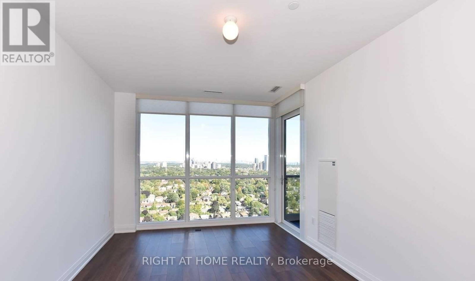 2801 - 9 Valhalla Inn Road, Toronto, Ontario  M9B 1S9 - Photo 2 - W12489088