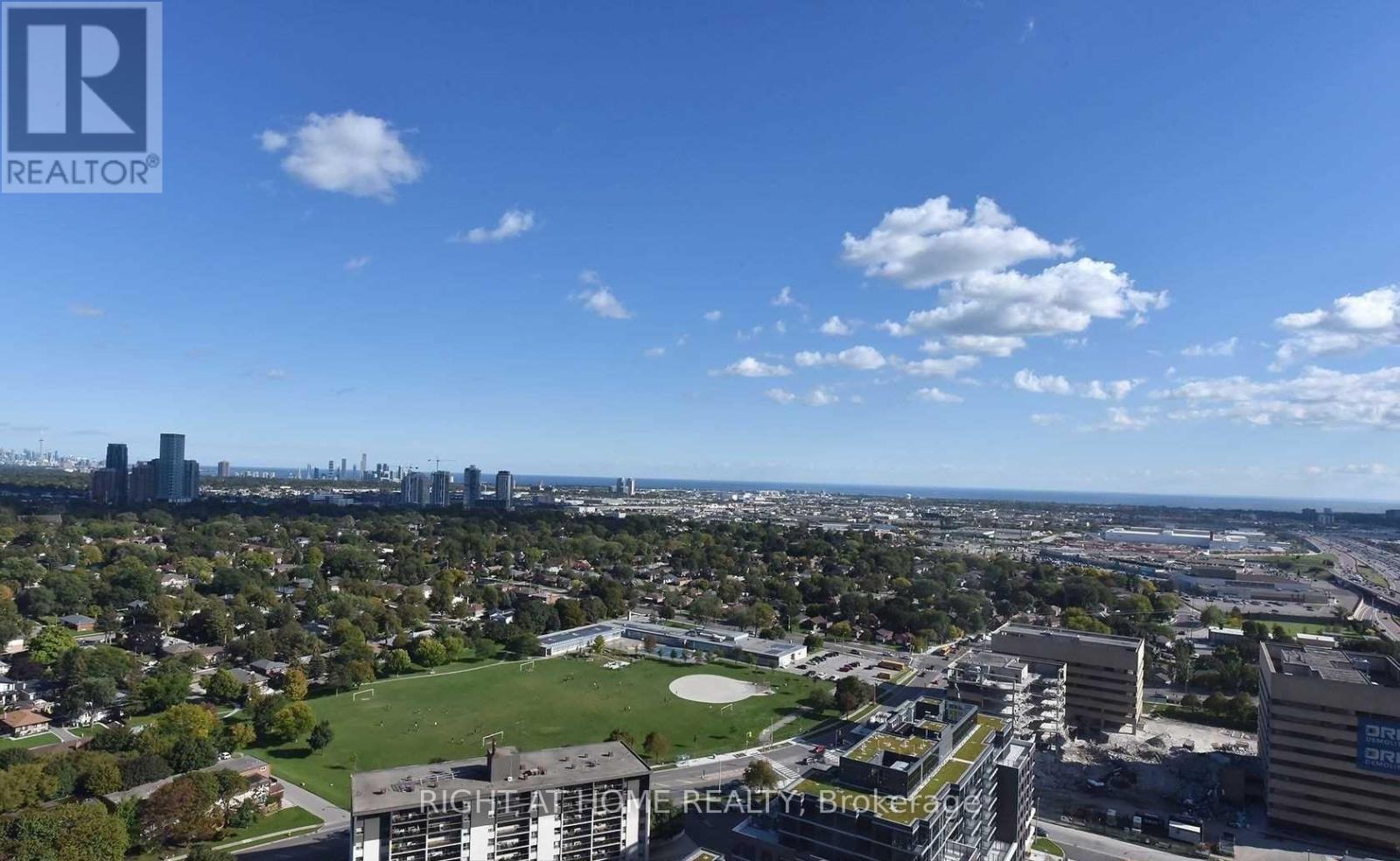 2801 - 9 Valhalla Inn Road, Toronto, Ontario  M9B 1S9 - Photo 21 - W12489088