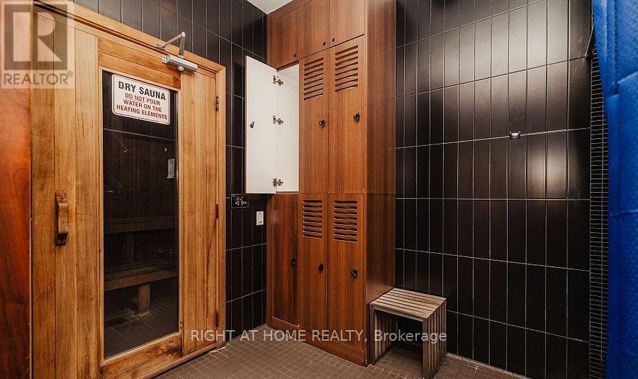 2801 - 9 Valhalla Inn Road, Toronto, Ontario  M9B 1S9 - Photo 25 - W12489088