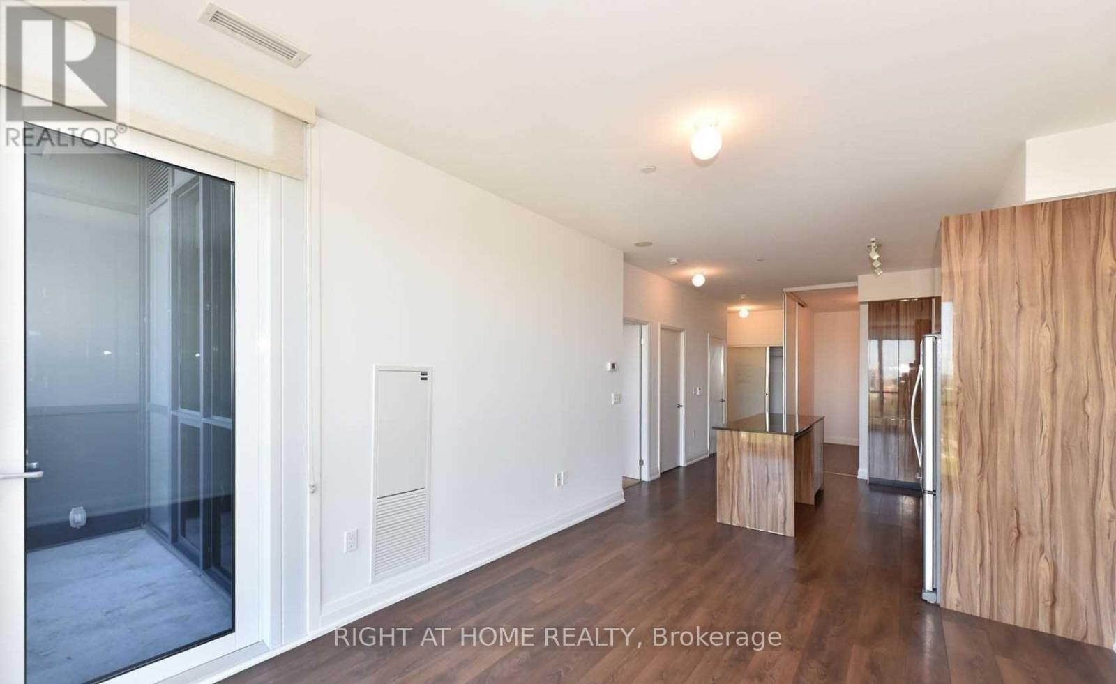 2801 - 9 Valhalla Inn Road, Toronto, Ontario  M9B 1S9 - Photo 5 - W12489088