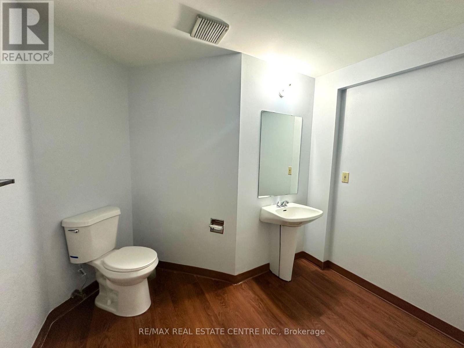 22 - 2215 Cleaver Avenue, Burlington, Ontario  L7M 4C5 - Photo 18 - W12489104