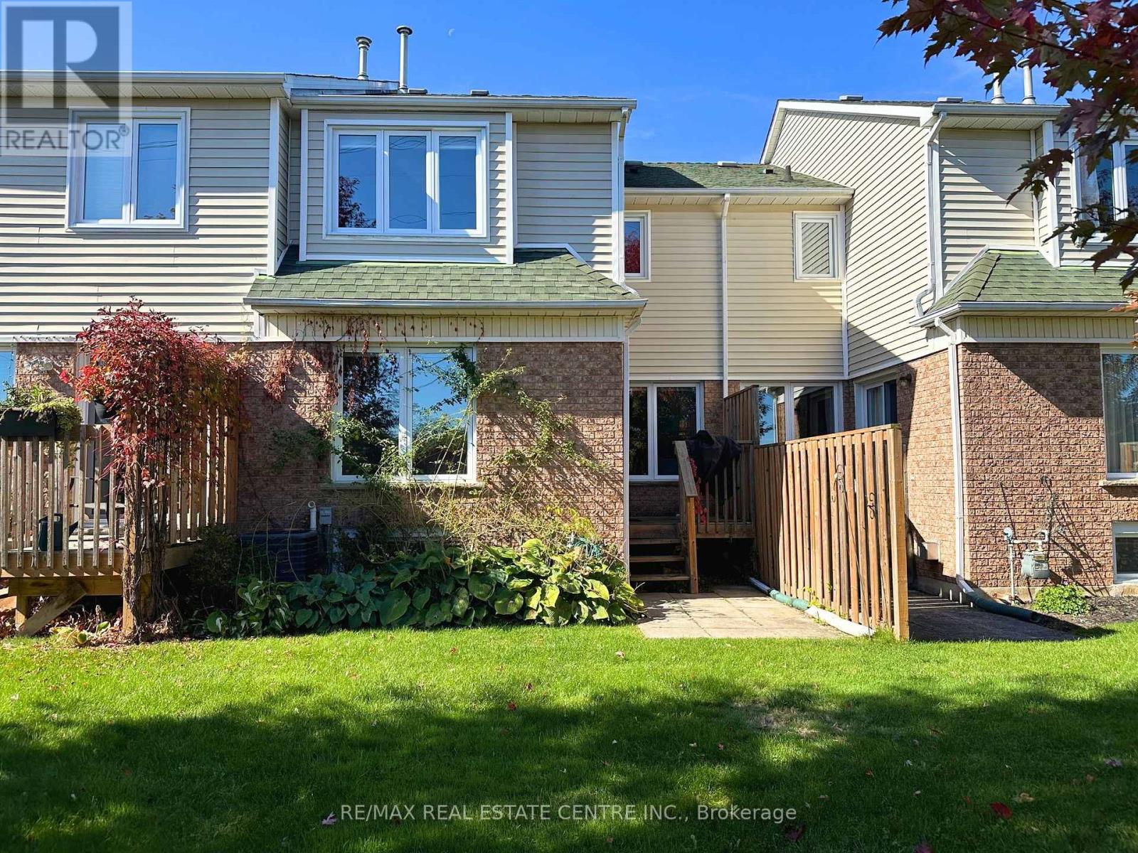 22 - 2215 Cleaver Avenue, Burlington, Ontario  L7M 4C5 - Photo 19 - W12489104