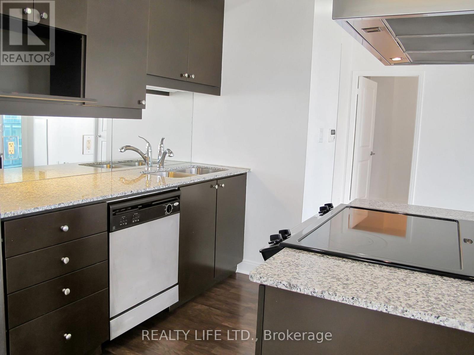 1401 - 60 Absolute Avenue, Mississauga, Ontario  L4Z 0A9 - Photo 9 - W12489112