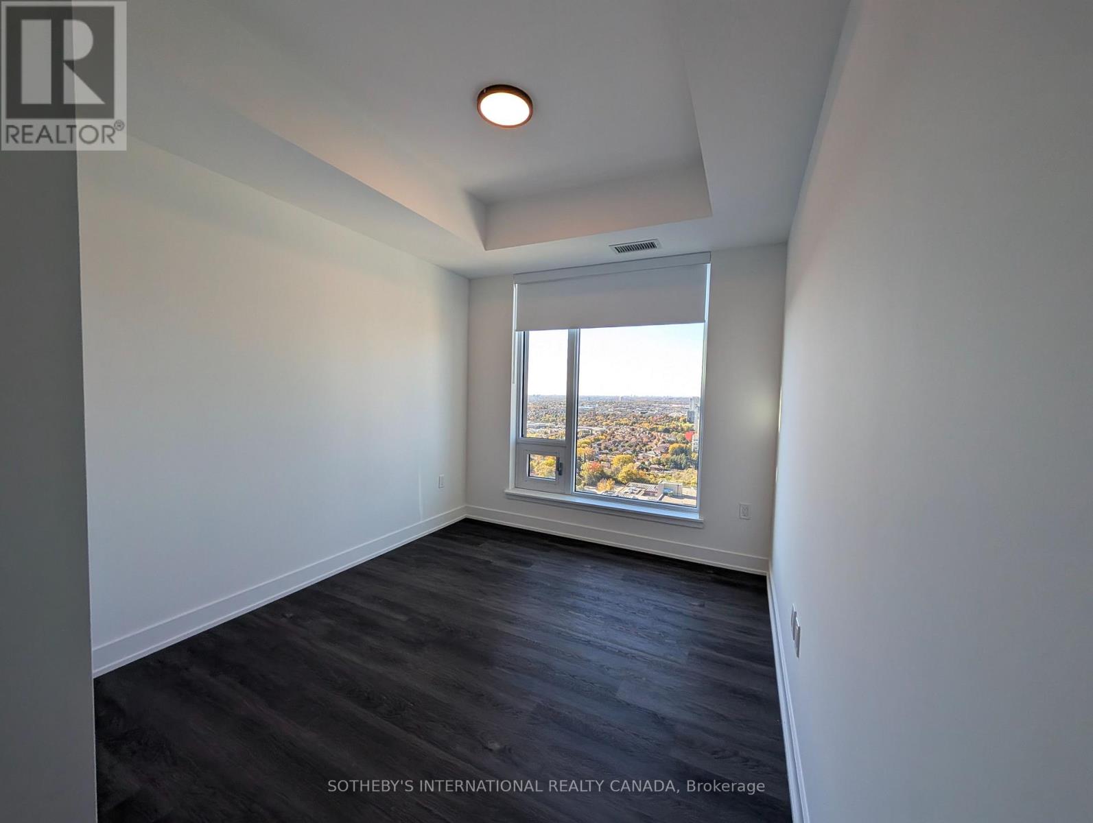 3010 - 185 Enfield Place, Mississauga, Ontario  L5B 0R3 - Photo 5 - W12481239