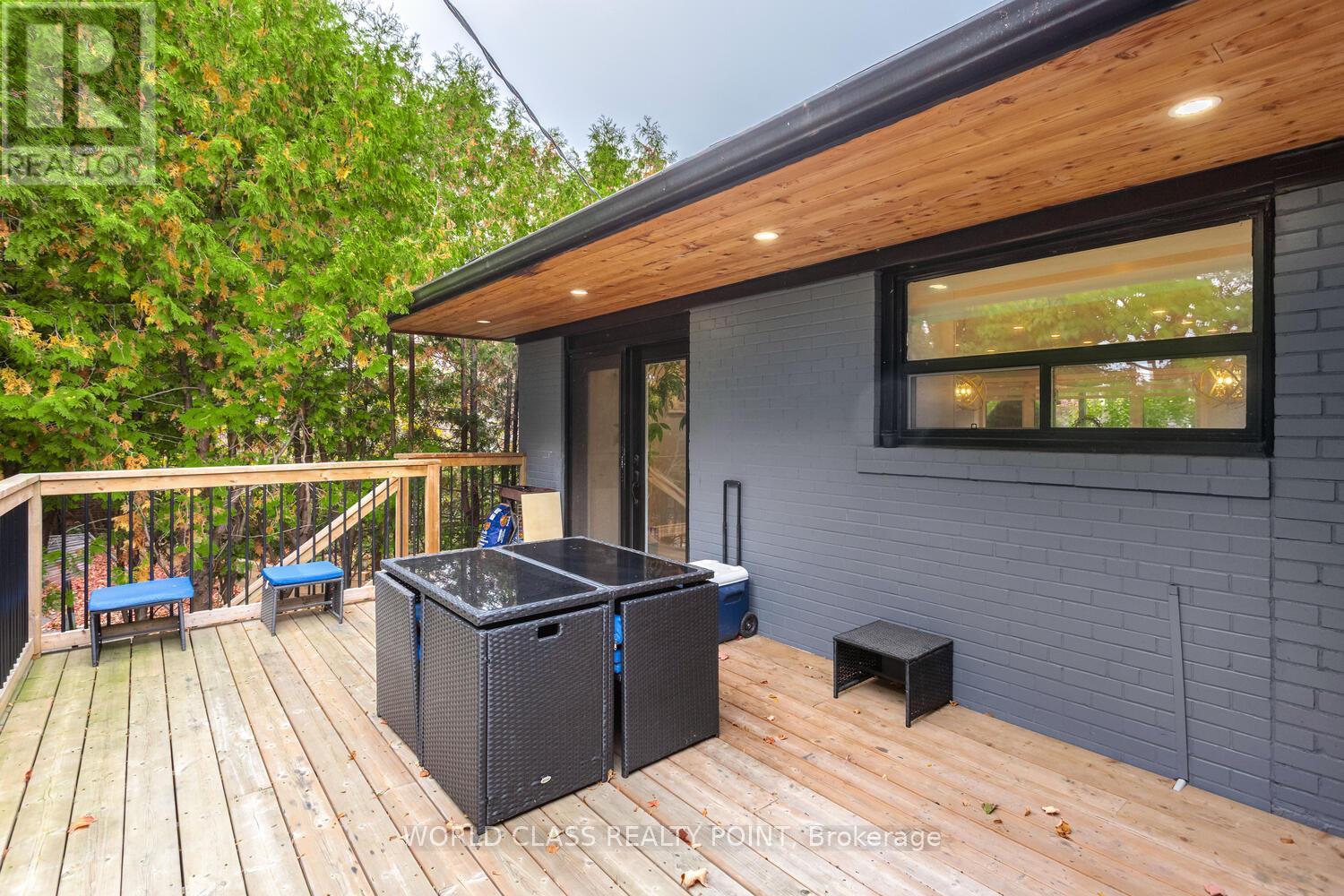 149 Allanhurst Drive, Toronto, Ontario  M9A 4K5 - Photo 19 - W12487035