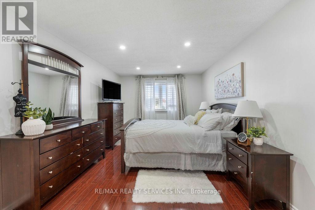 12 Nuttall Street, Brampton, Ontario  L6S 4W3 - Photo 22 - W12488344