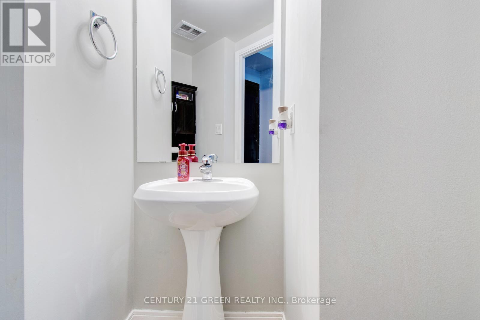 1207 - 80 Absolute Avenue, Mississauga, Ontario  L4Z 0A5 - Photo 42 - W12488972