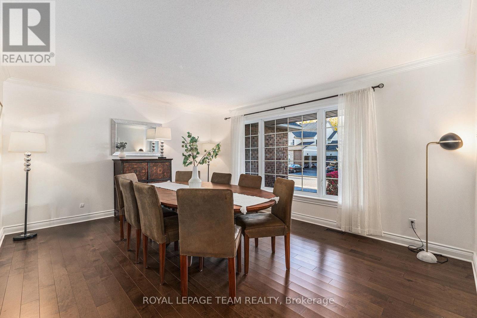 23 Cypress Gardens, Ottawa, Ontario  K2S 1W6 - Photo 16 - X12489126