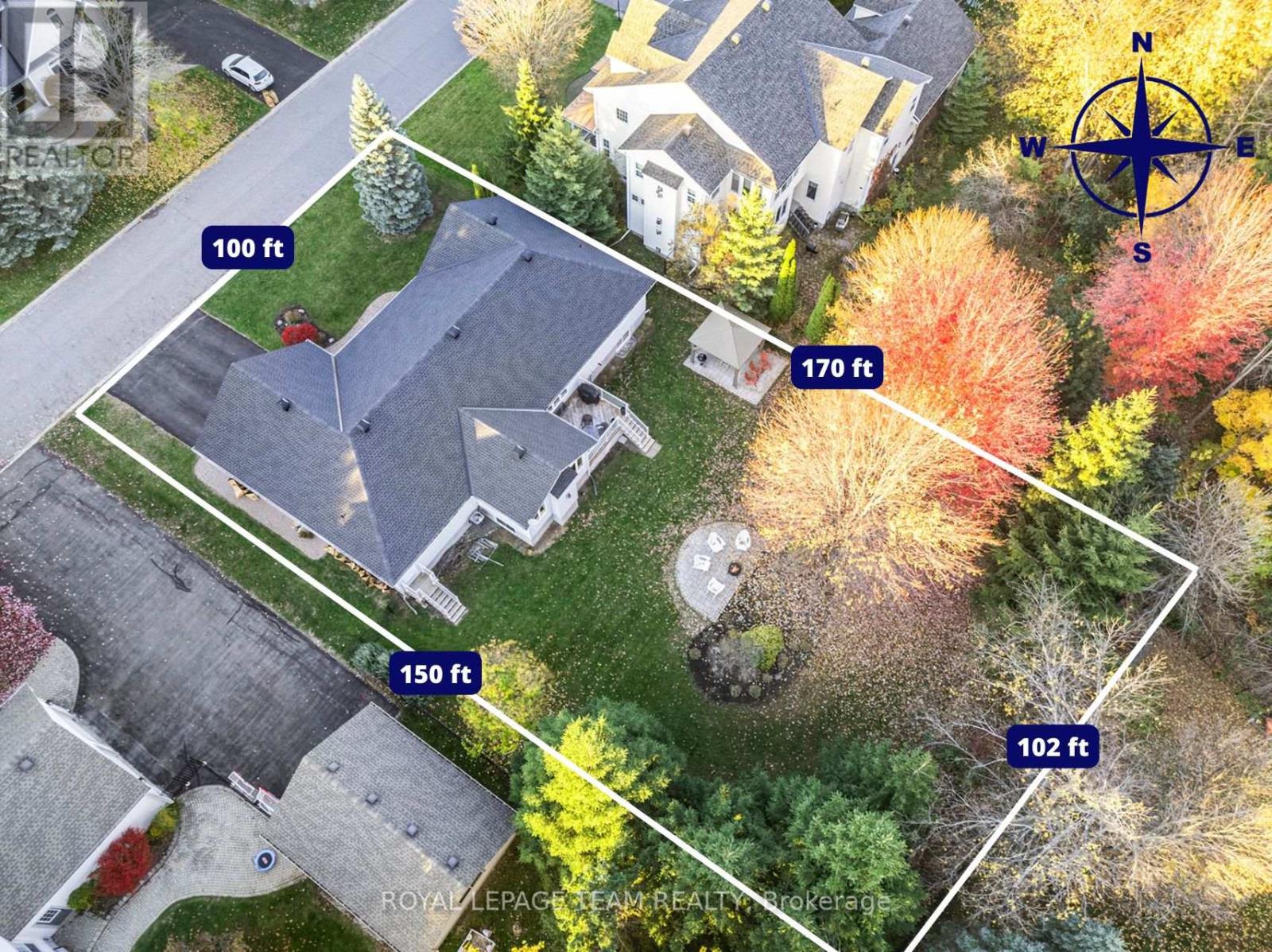 23 Cypress Gardens, Ottawa, Ontario  K2S 1W6 - Photo 4 - X12489126