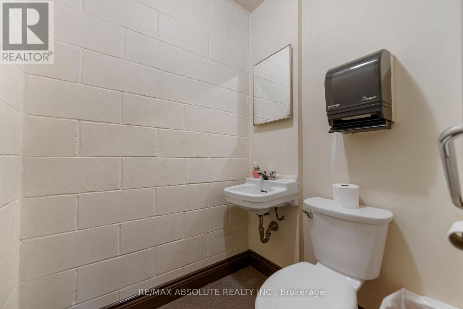 75 John Street N, Arnprior, Ontario  K7S 2N4 - Photo 18 - X12489140