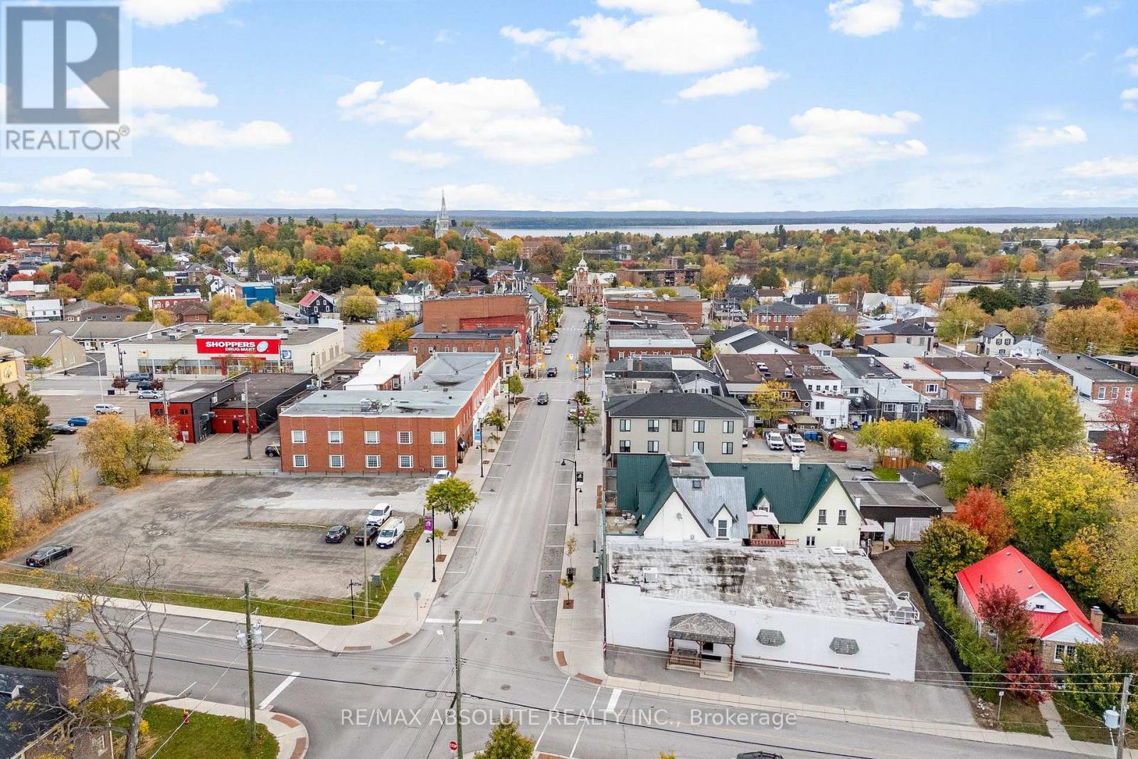 74 John Street N, Arnprior, Ontario  K7S 2N3 - Photo 4 - X12489142