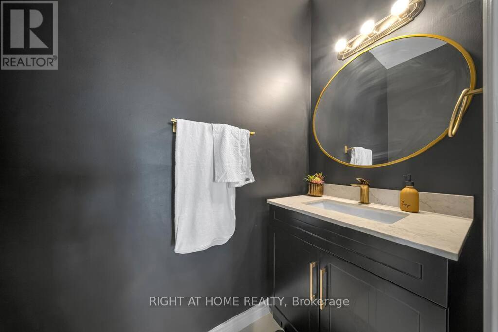 170 Dalgleish Trail, Hamilton, Ontario  L0R 1P0 - Photo 13 - X12489094