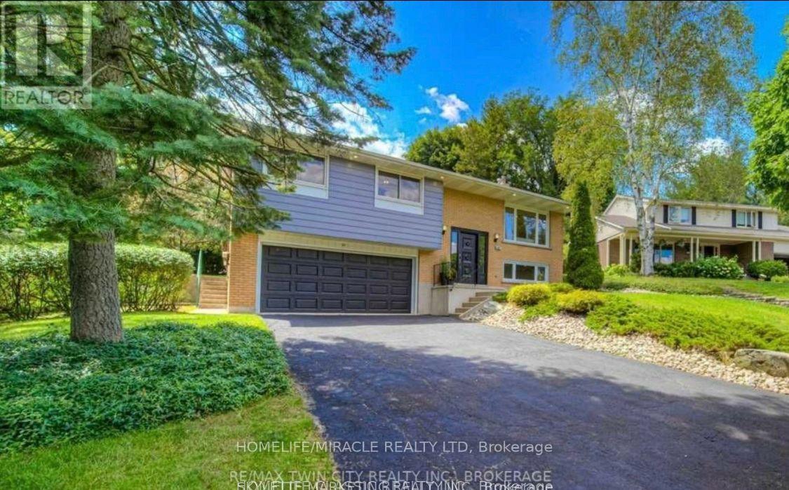 56 CLOVERDALE CRESCENT, Kitchener, Ontario