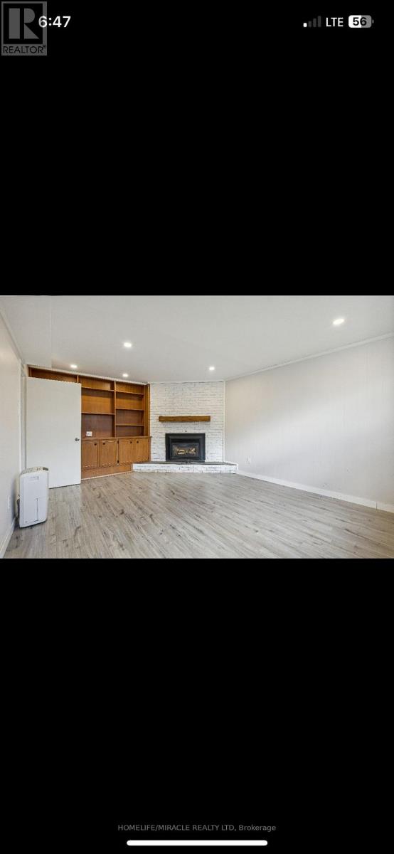 56 Cloverdale Crescent, Kitchener, Ontario  N2M 4X2 - Photo 2 - X12489102