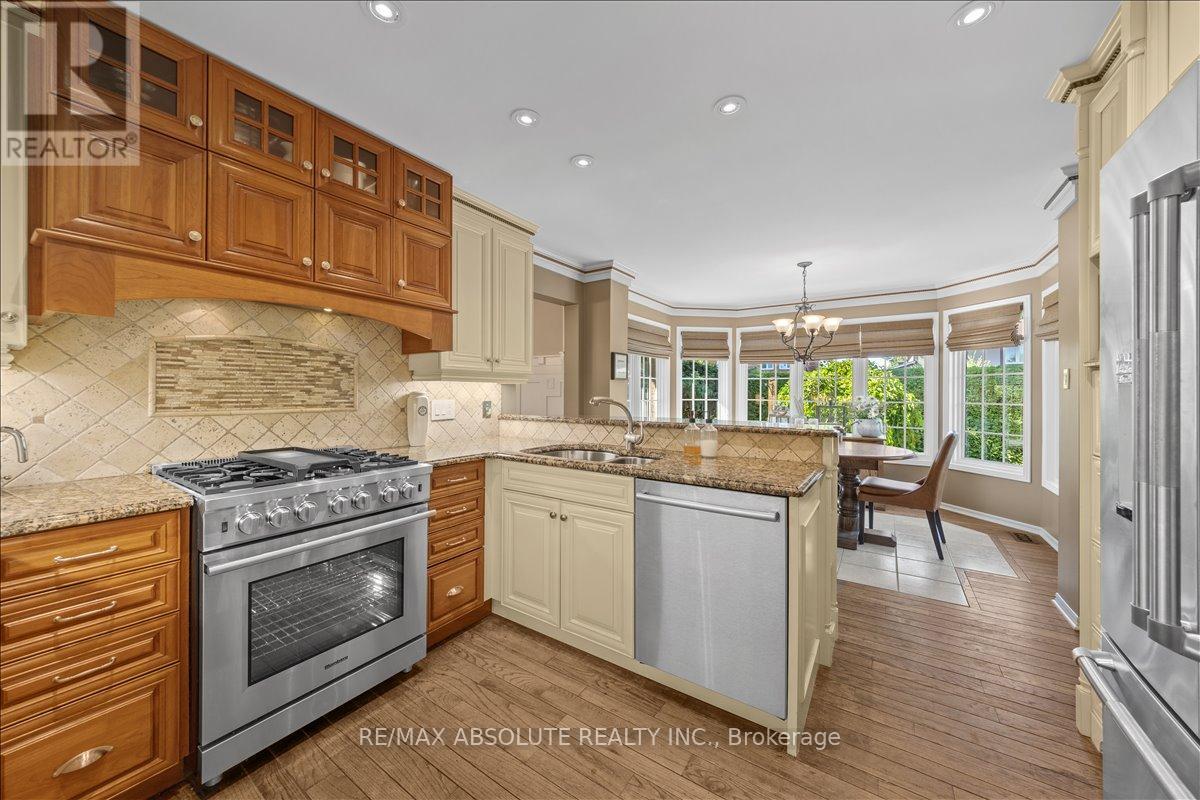 3 Buttonwood Trail, Ottawa, Ontario  K2S 1C9 - Photo 11 - X12436546