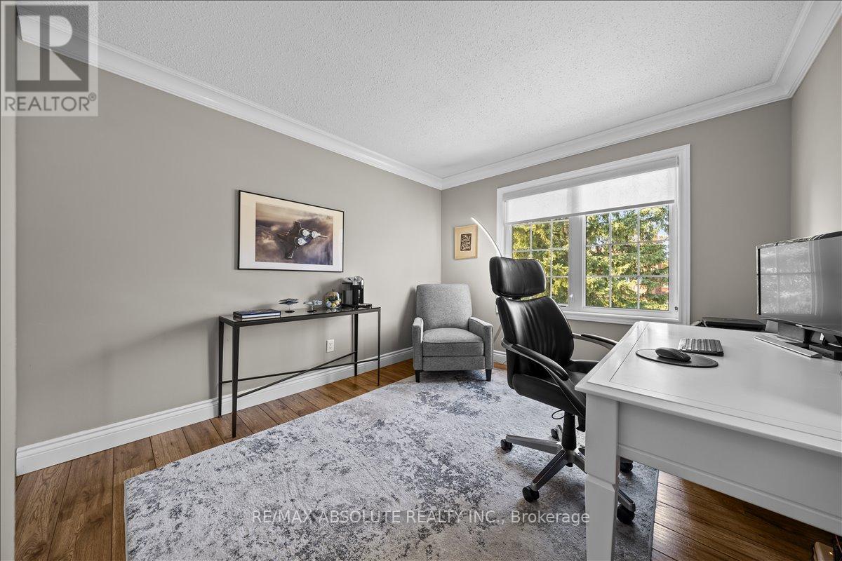 3 Buttonwood Trail, Ottawa, Ontario  K2S 1C9 - Photo 25 - X12436546