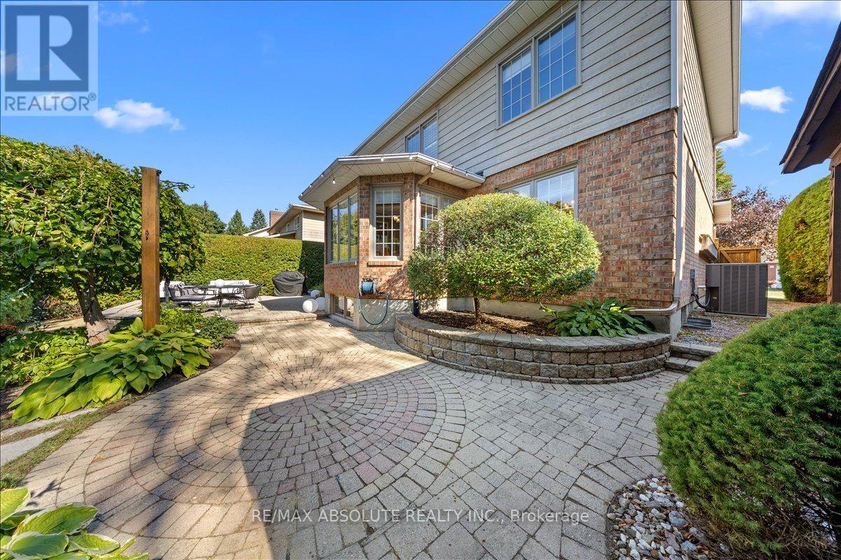 3 Buttonwood Trail, Ottawa, Ontario  K2S 1C9 - Photo 32 - X12436546
