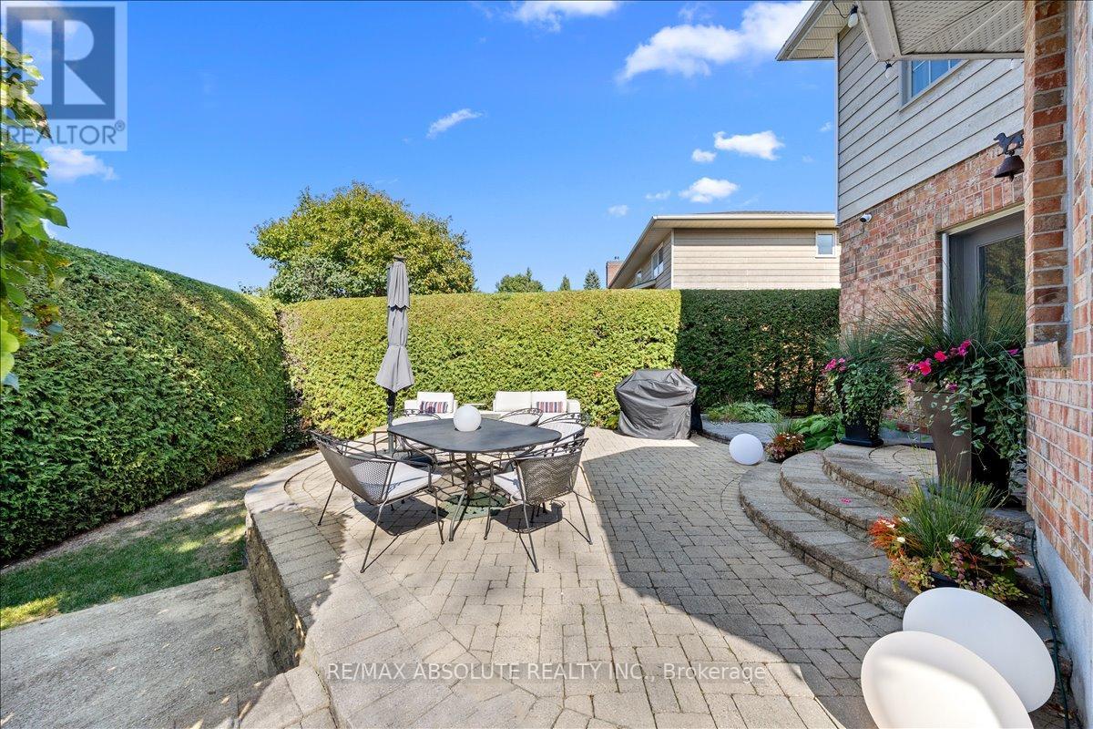 3 Buttonwood Trail, Ottawa, Ontario  K2S 1C9 - Photo 33 - X12436546