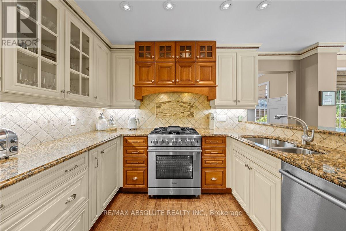 3 Buttonwood Trail, Ottawa, Ontario  K2S 1C9 - Photo 9 - X12436546