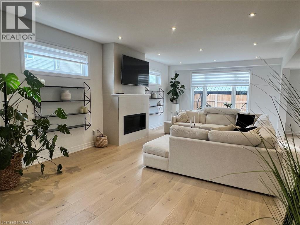 95 Crosswinds Drive Drive, Kitchener, Ontario  N2A 0J9 - Photo 7 - 40781898