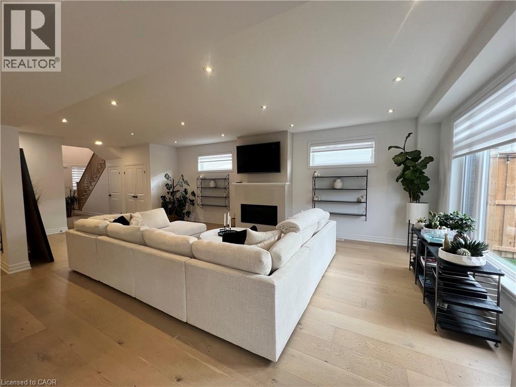 95 Crosswinds Drive Drive, Kitchener, Ontario  N2A 0J9 - Photo 8 - 40781898