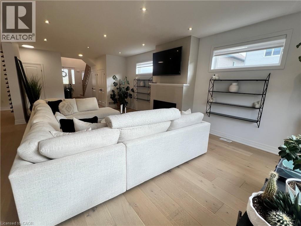 95 Crosswinds Drive Drive, Kitchener, Ontario  N2A 0J9 - Photo 9 - 40781898