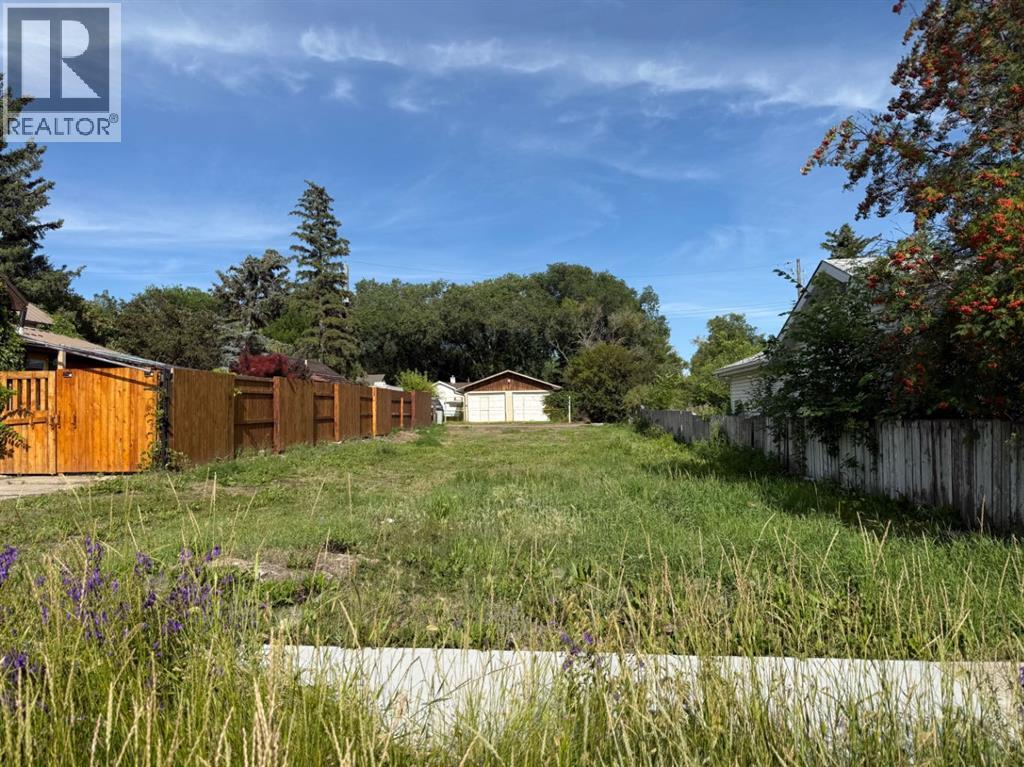 509 19 Street N, Lethbridge, Alberta  T1H 3K6 - Photo 3 - A2242932