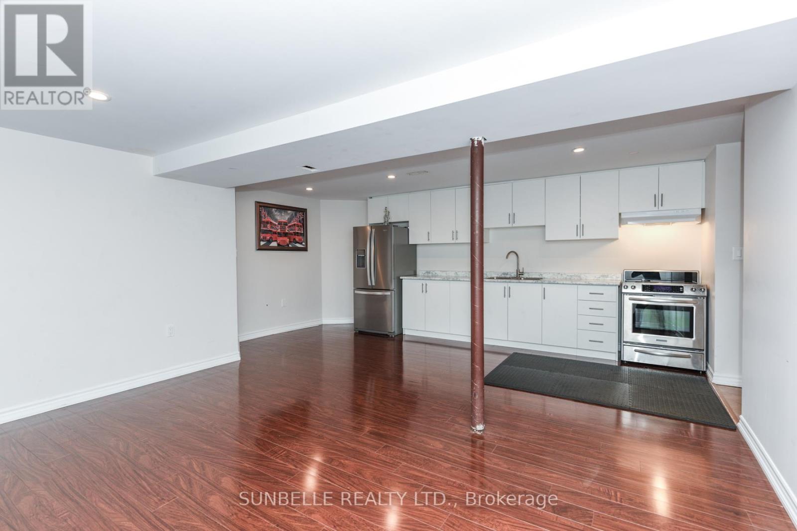 38 Sunny Glen Crescent, Brampton, Ontario  L7A 2C6 - Photo 35 - W12430765