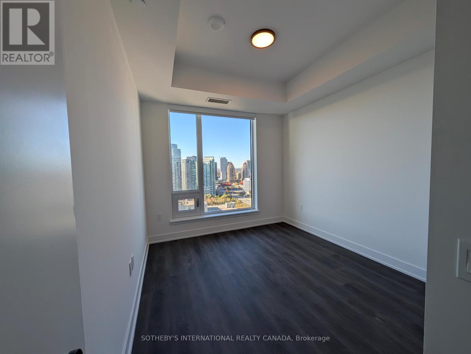 3009 - 185 Enfield Place, Mississauga, Ontario  L5B 0R3 - Photo 3 - W12481288