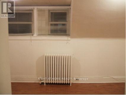 2 - 60 Long Branch Avenue, Toronto, Ontario  M8W 3J2 - Photo 9 - W12486621