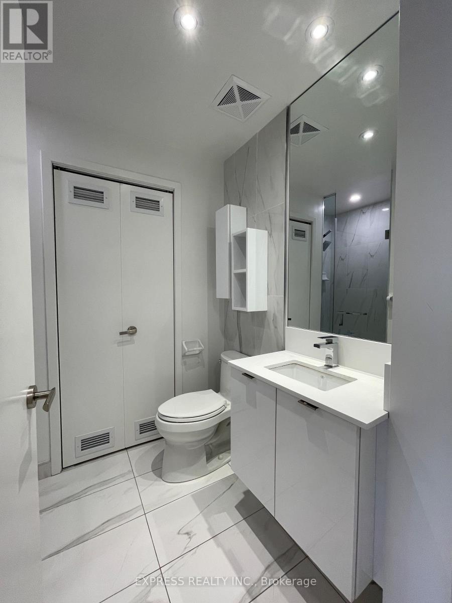 1813 - 195 Redpath Avenue, Toronto, Ontario  M4P 0E4 - Photo 6 - C12487316