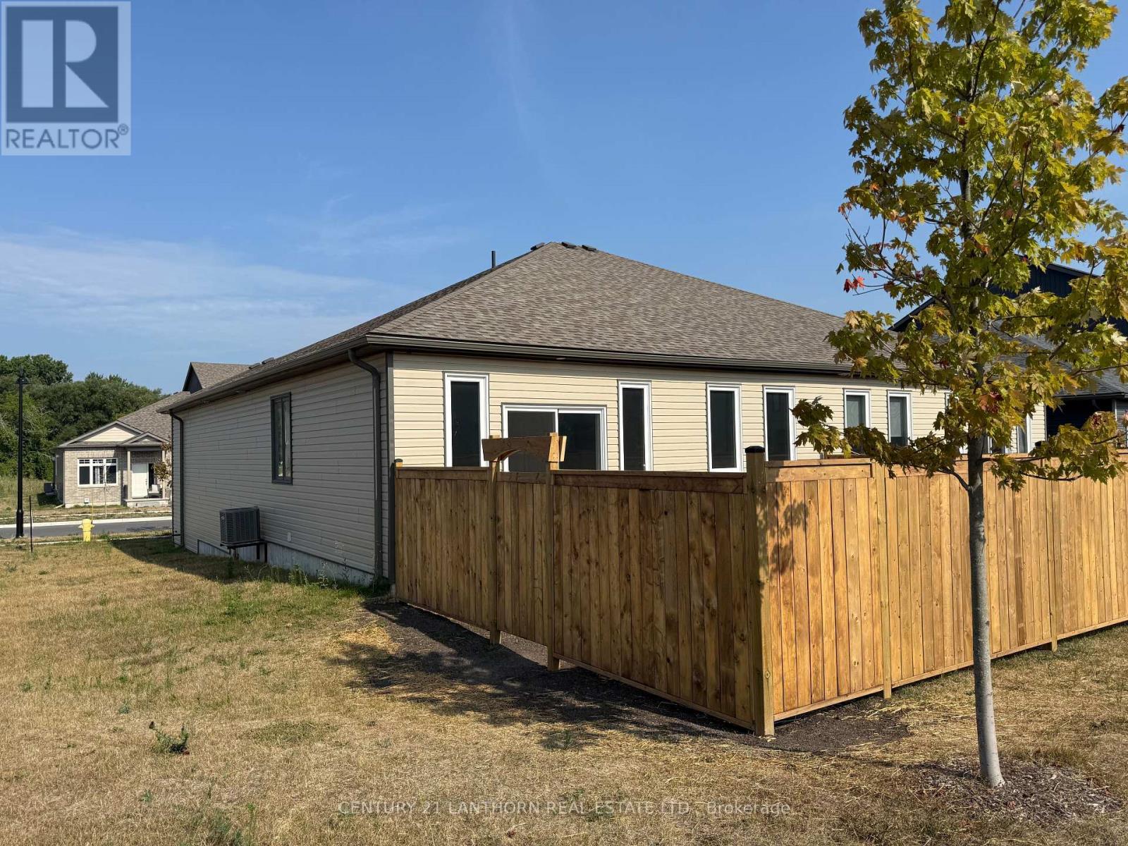 64 Markland Avenue, Prince Edward County, Ontario  K0K 2T0 - Photo 4 - X12000945