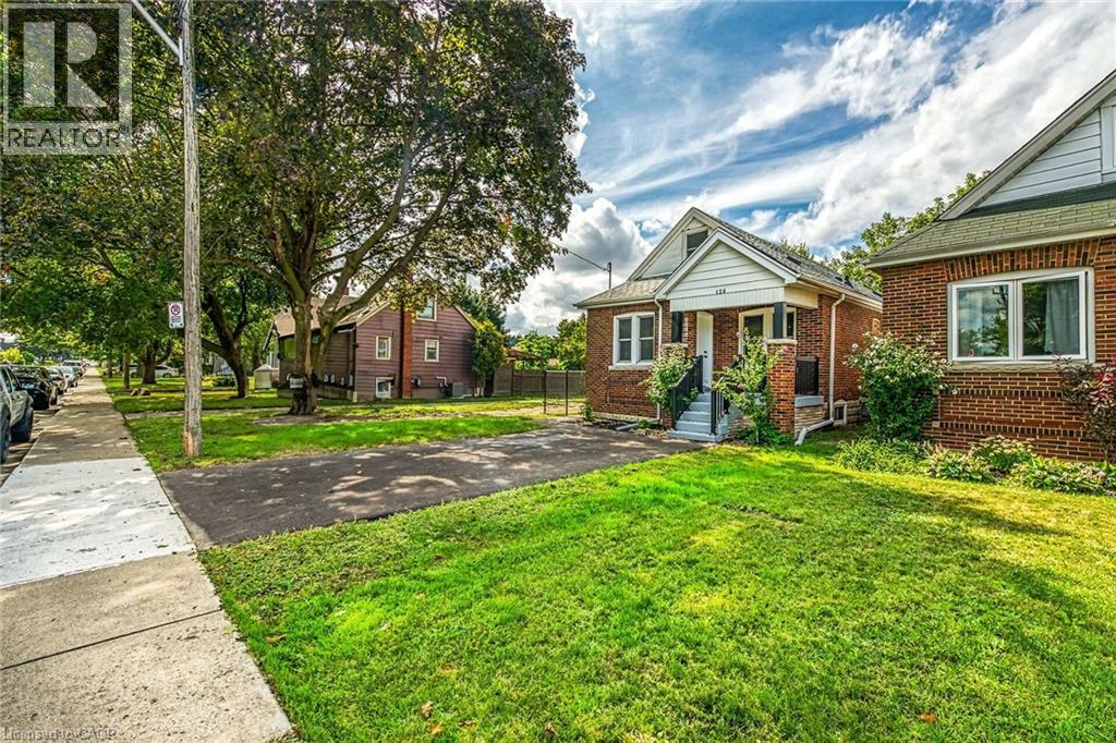 126 Auburn Avenue, Hamilton, Ontario  L8K 3B2 - Photo 2 - 40784250