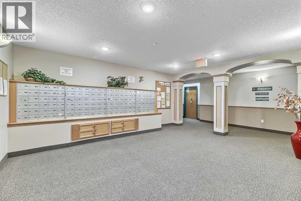 204, 7239 Sierra Morena Boulevard Sw, Calgary, Alberta  T3H 3L7 - Photo 33 - A2263850