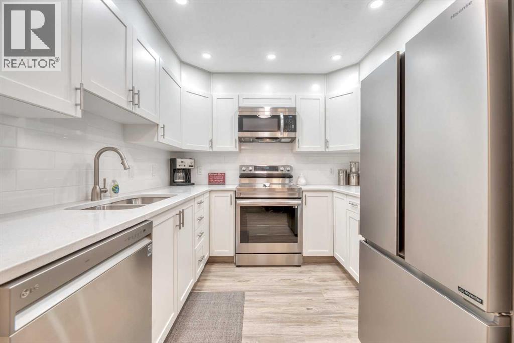 204, 7239 Sierra Morena Boulevard Sw, Calgary, Alberta  T3H 3L7 - Photo 13 - A2263850