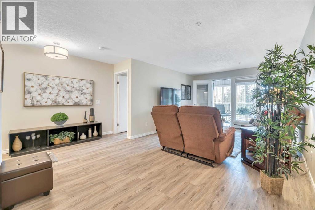 204, 7239 Sierra Morena Boulevard Sw, Calgary, Alberta  T3H 3L7 - Photo 10 - A2263850