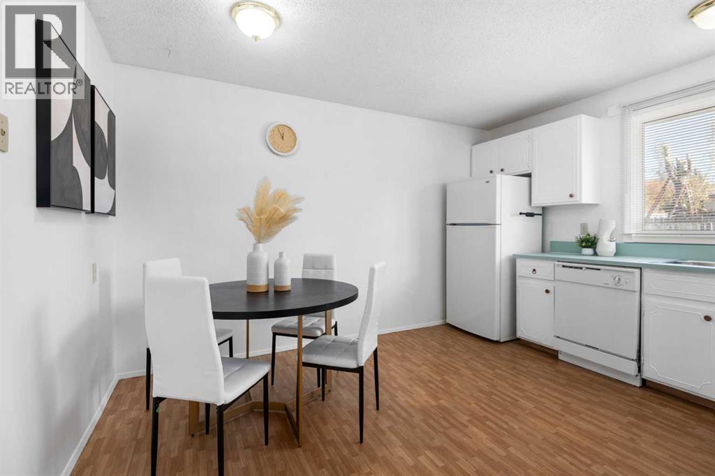 228 Queensland Drive Se, Calgary, Alberta  T2J 3R8 - Photo 18 - A2266895