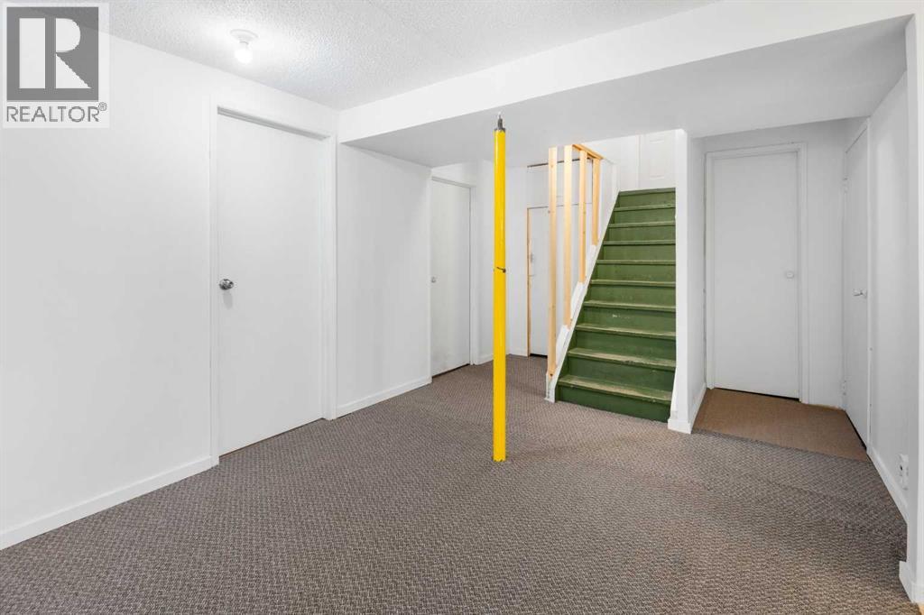 228 Queensland Drive Se, Calgary, Alberta  T2J 3R8 - Photo 27 - A2266895