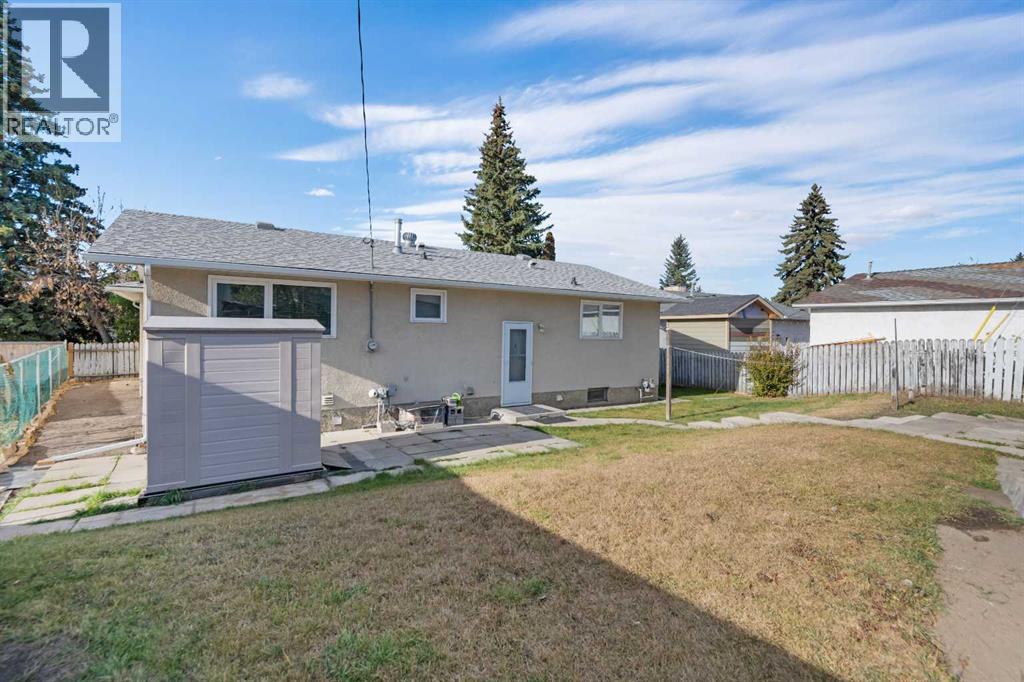 228 Queensland Drive Se, Calgary, Alberta  T2J 3R8 - Photo 45 - A2266895