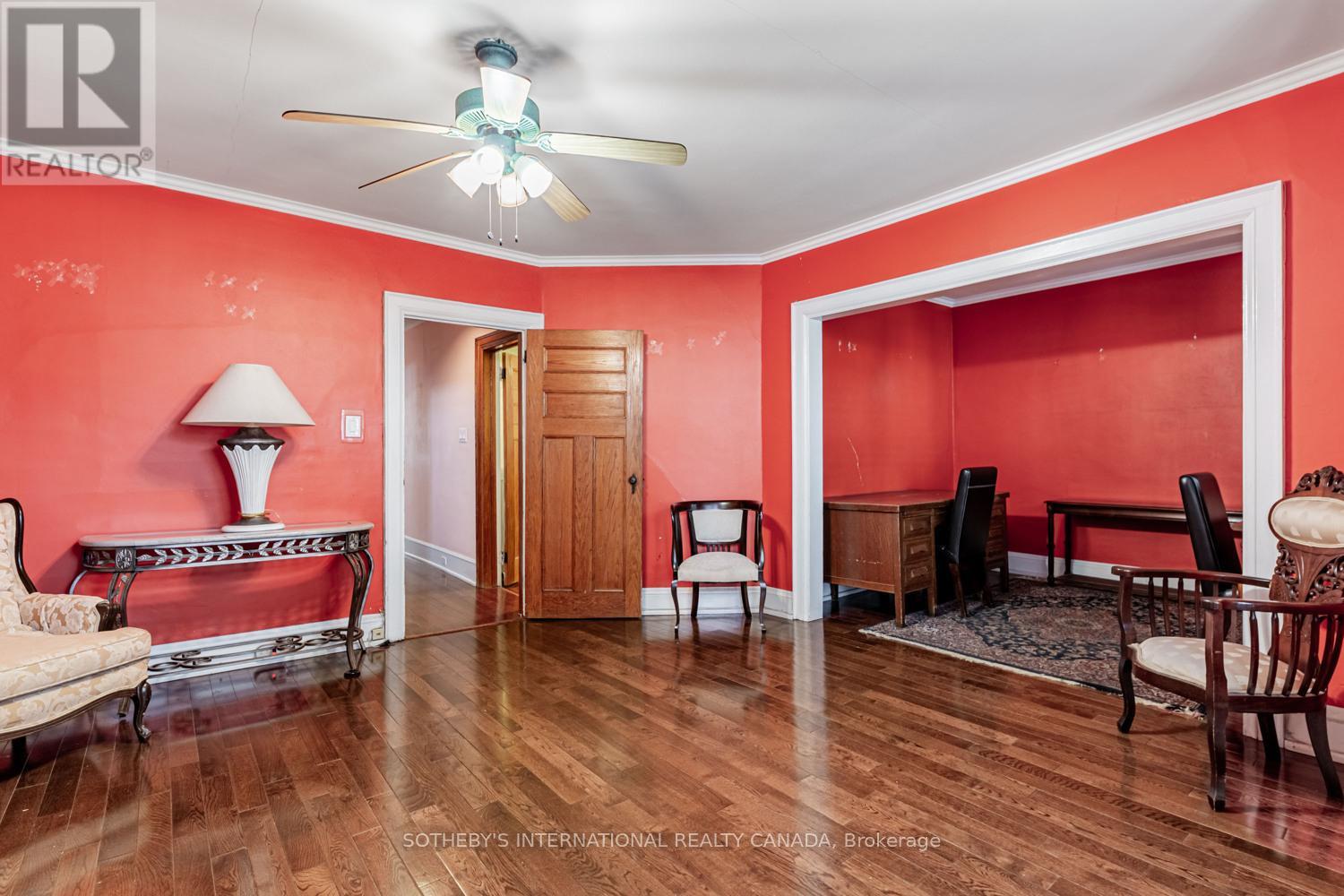 38 Foxbar Road, Toronto, Ontario  M4V 2G6 - Photo 19 - C12489116