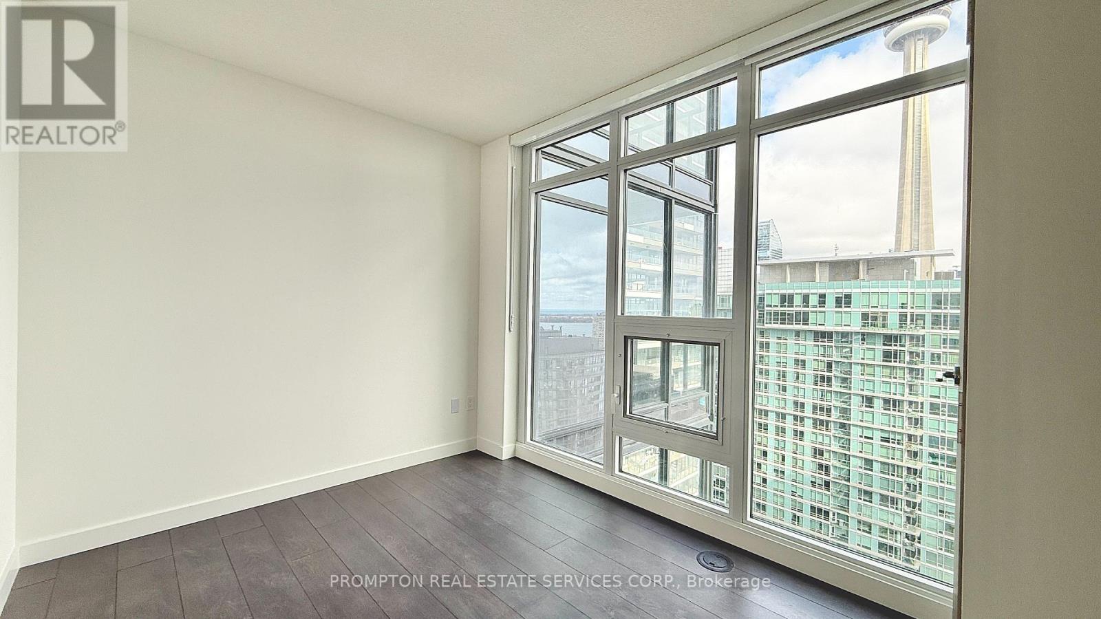 3310 - 3 Concord Cityplace Way, Toronto, Ontario  M5V 0X4 - Photo 10 - C12489144