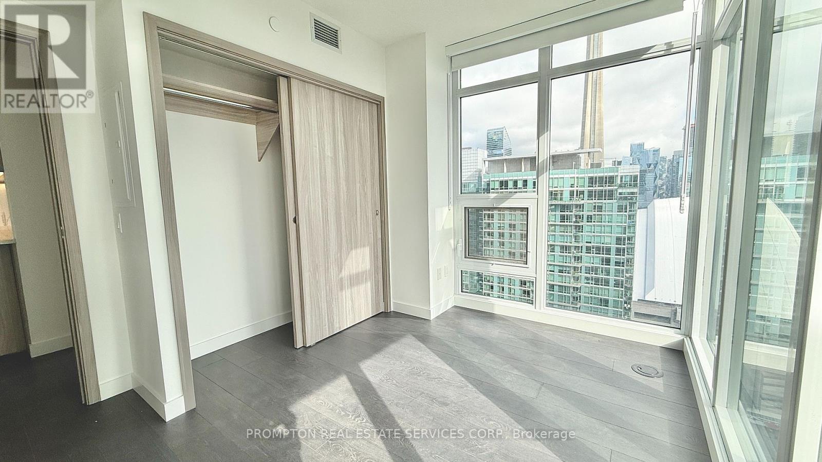 3310 - 3 Concord Cityplace Way, Toronto, Ontario  M5V 0X4 - Photo 14 - C12489144