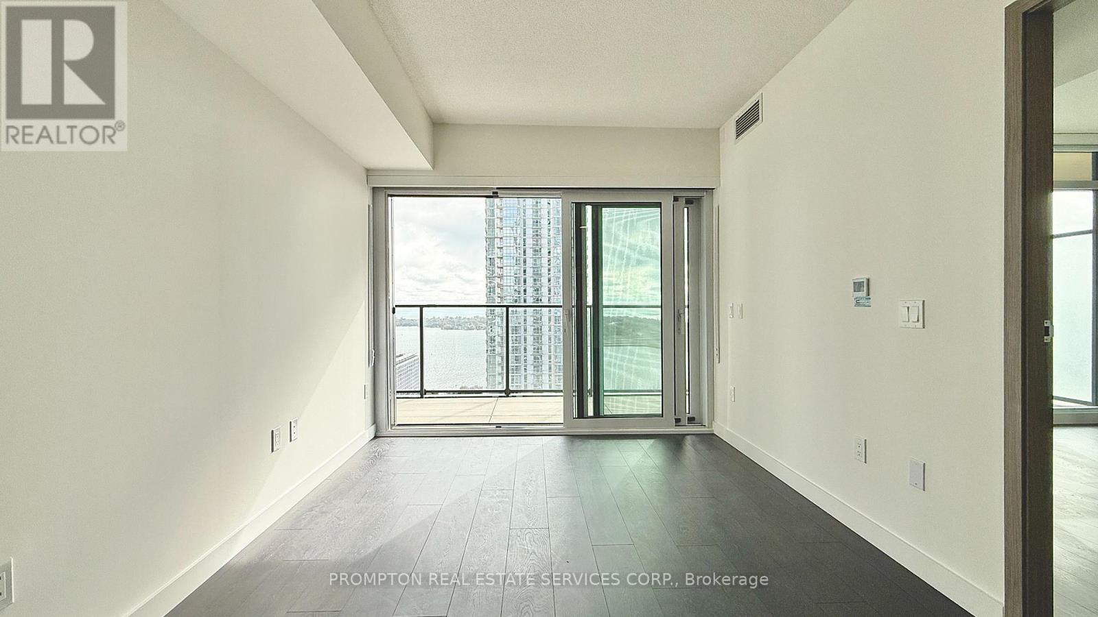 3310 - 3 Concord Cityplace Way, Toronto, Ontario  M5V 0X4 - Photo 18 - C12489144