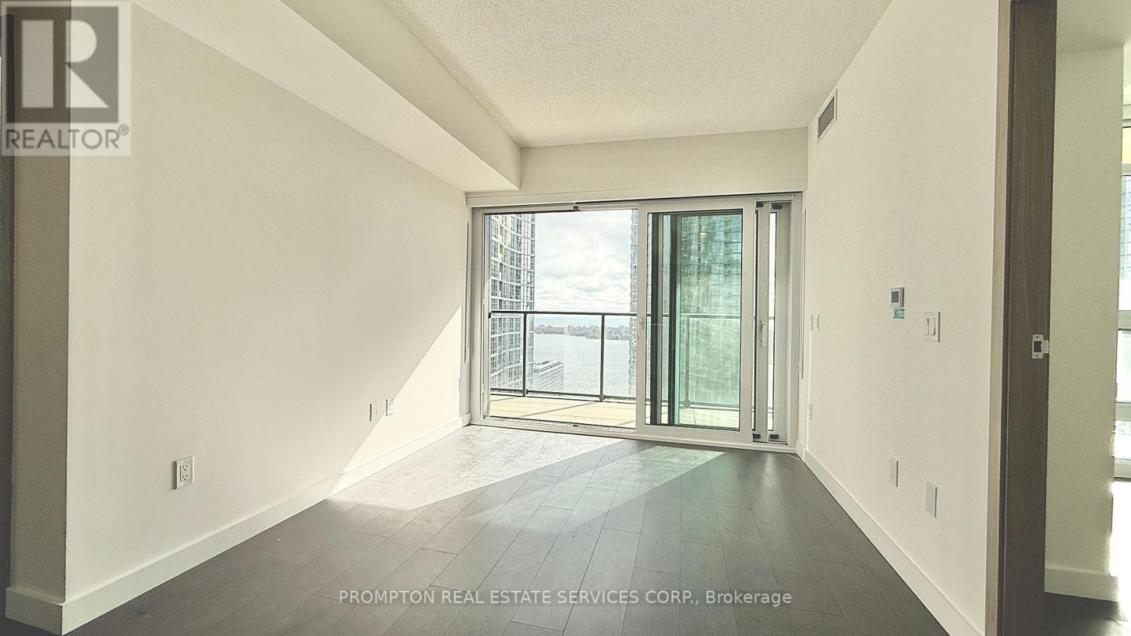 3310 - 3 Concord Cityplace Way, Toronto, Ontario  M5V 0X4 - Photo 20 - C12489144