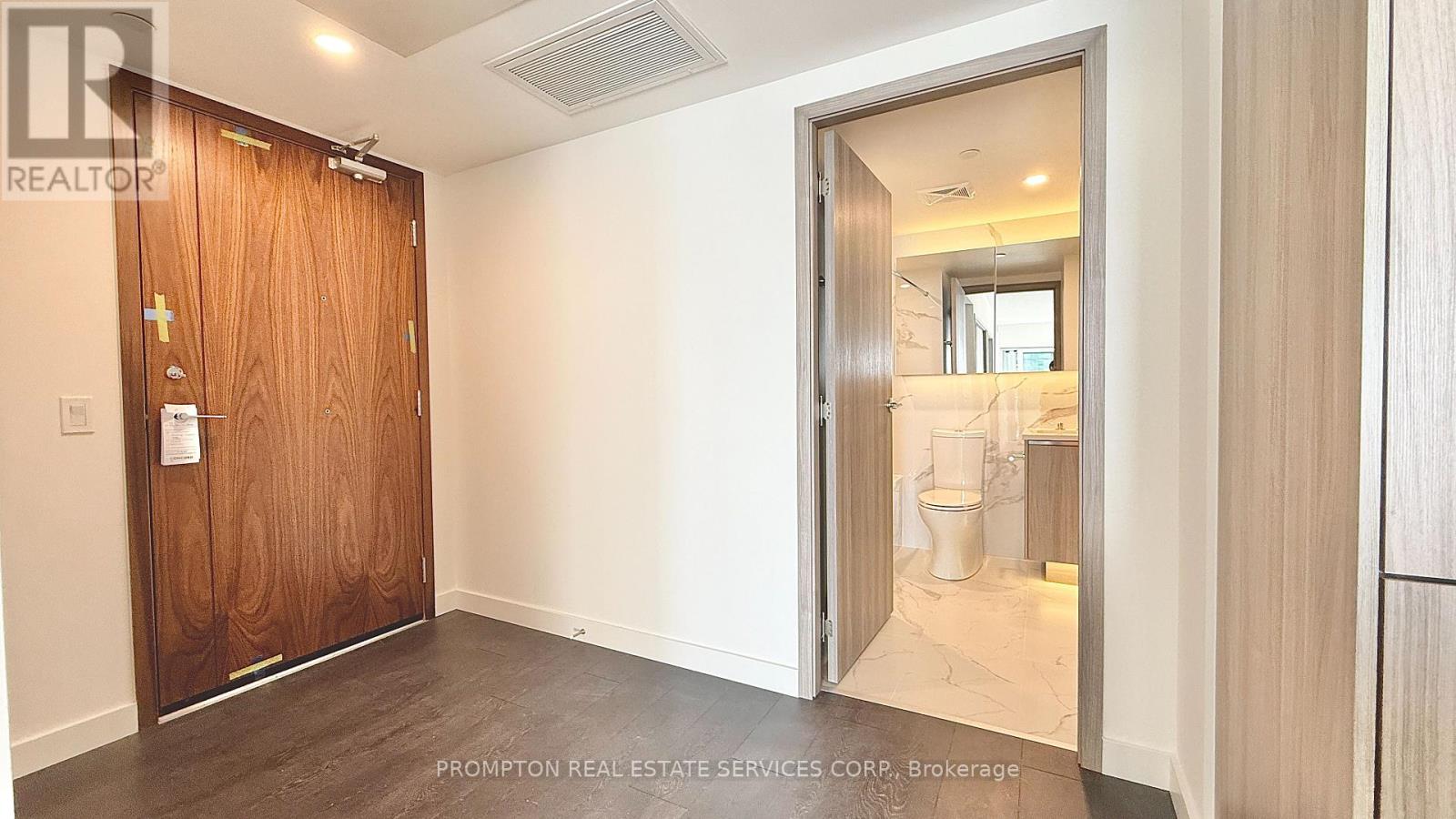 3310 - 3 Concord Cityplace Way, Toronto, Ontario  M5V 0X4 - Photo 21 - C12489144