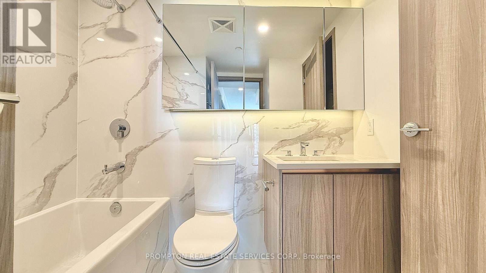 3310 - 3 Concord Cityplace Way, Toronto, Ontario  M5V 0X4 - Photo 22 - C12489144