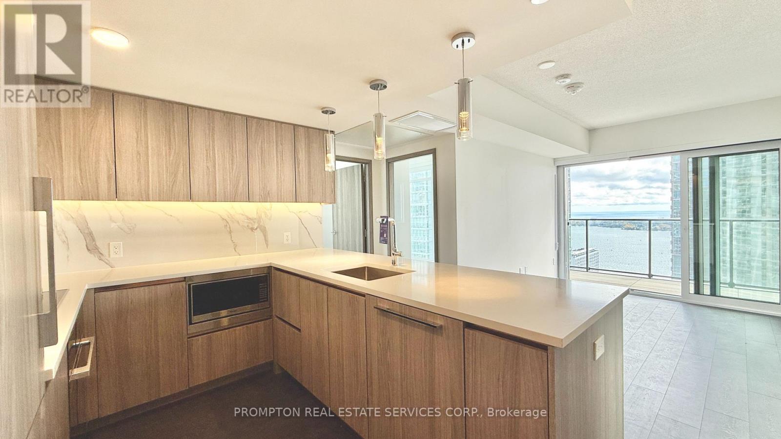 3310 - 3 Concord Cityplace Way, Toronto, Ontario  M5V 0X4 - Photo 25 - C12489144