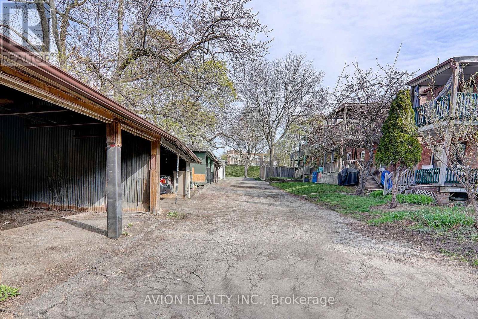 46 Braemar Avenue, Toronto, Ontario  M5P 2L2 - Photo 28 - C12489162