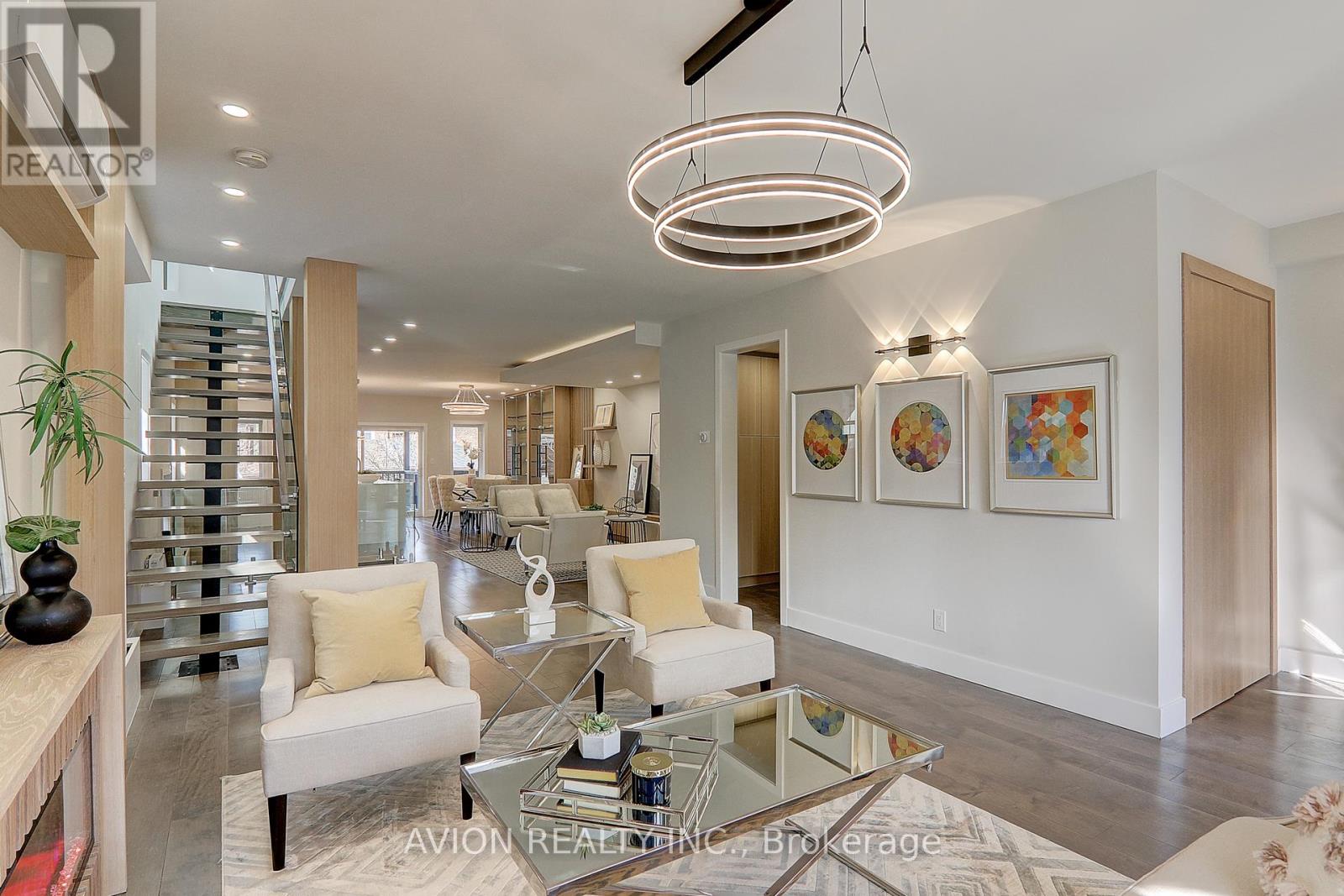 46 Braemar Avenue, Toronto, Ontario  M5P 2L2 - Photo 6 - C12489162